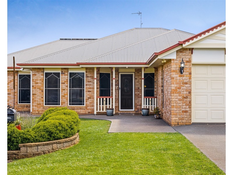 6 Eastwood Place, Highfields QLD 4352