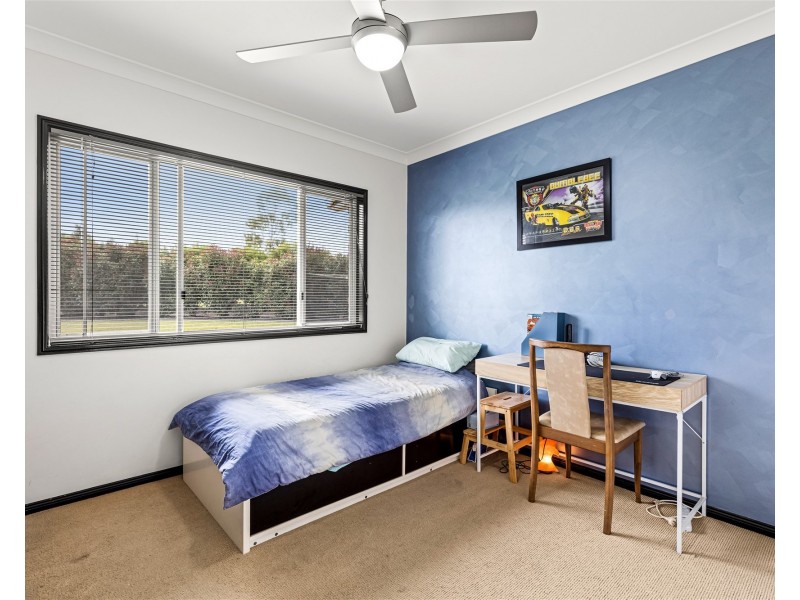 6 Eastwood Place, Highfields QLD 4352