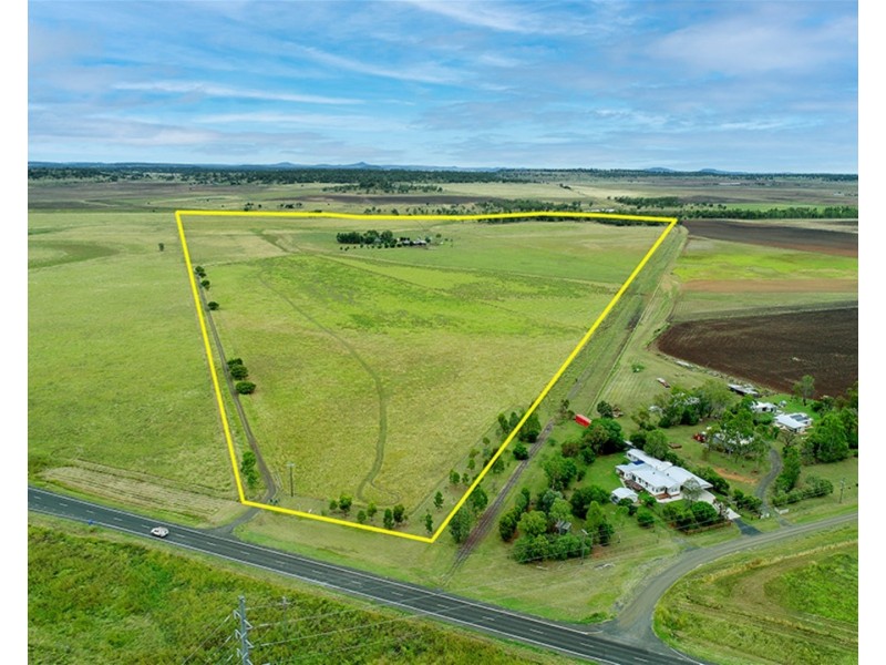 12371 Warrego Highway, Oakey QLD 4401