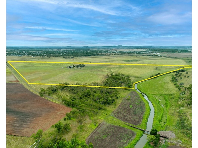12371 Warrego Highway, Oakey QLD 4401