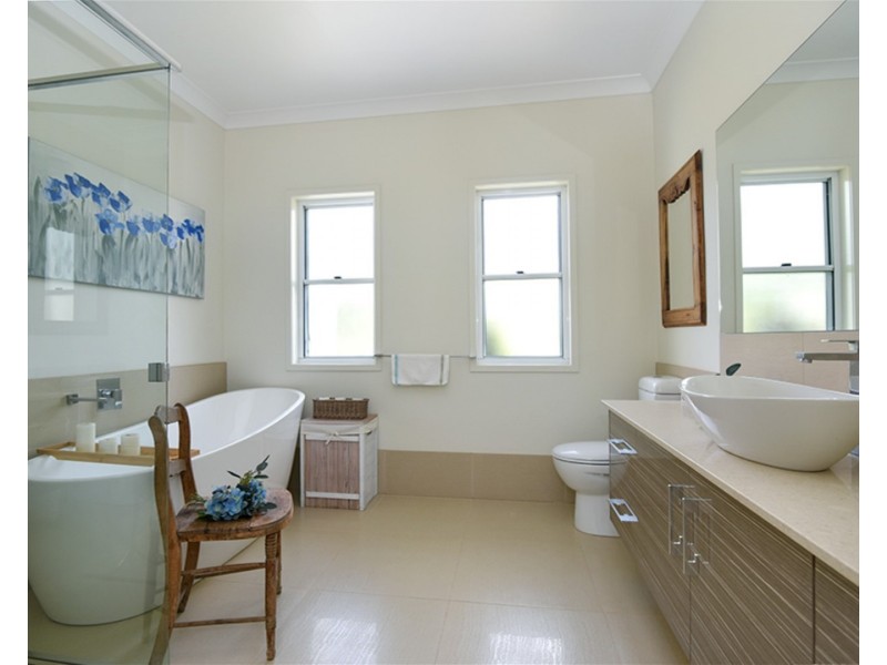 25 Bogong Court, Cabarlah QLD 4352
