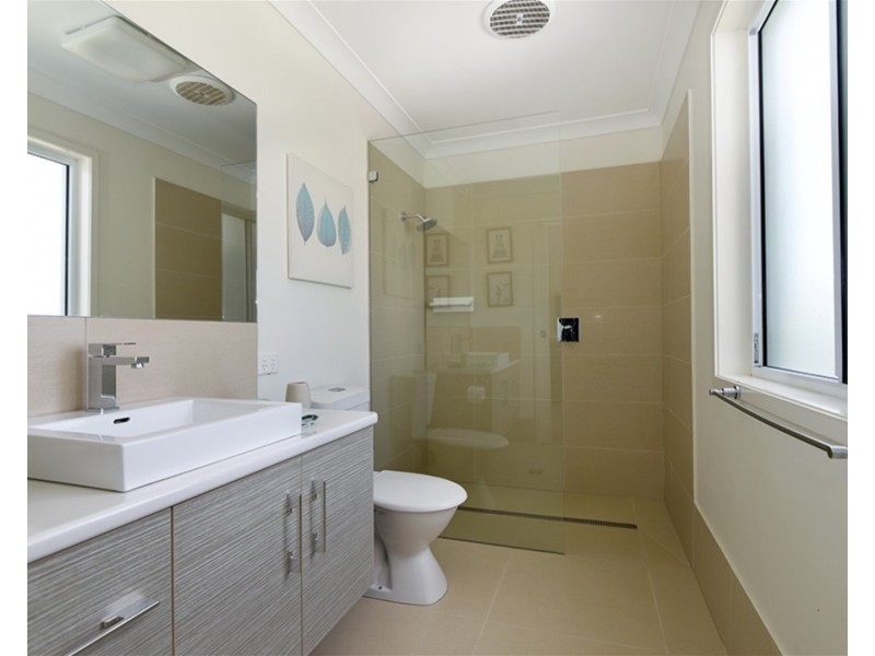 25 Bogong Court, Cabarlah QLD 4352