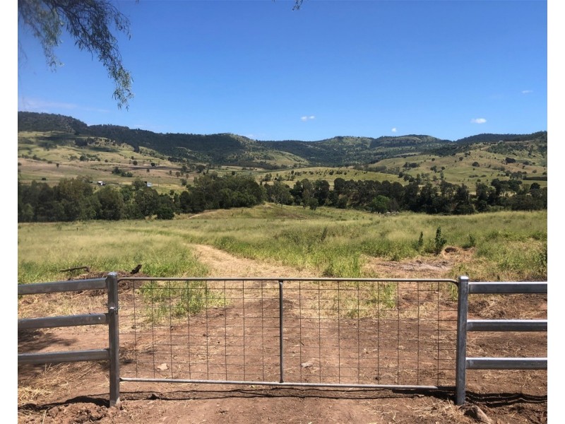 Lot 1 Gatton Clifton Road, Mount Whitestone QLD 4347