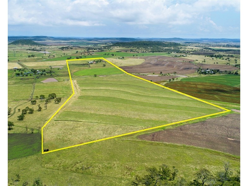 13963 New England Highway, Greenmount East QLD 4359