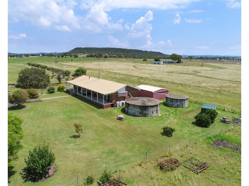 13963 New England Highway, Greenmount East QLD 4359