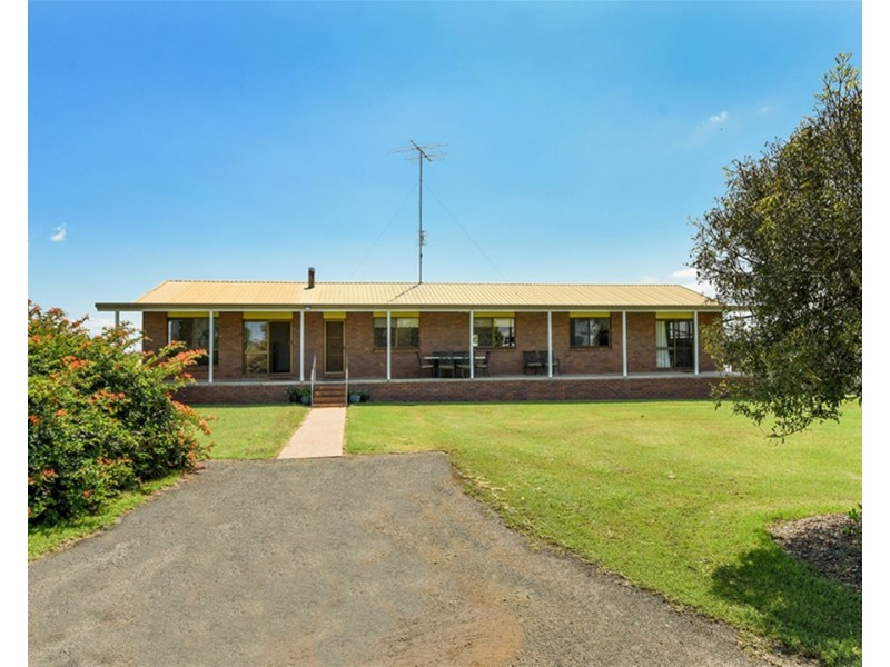 13963 New England Highway, Greenmount East QLD 4359