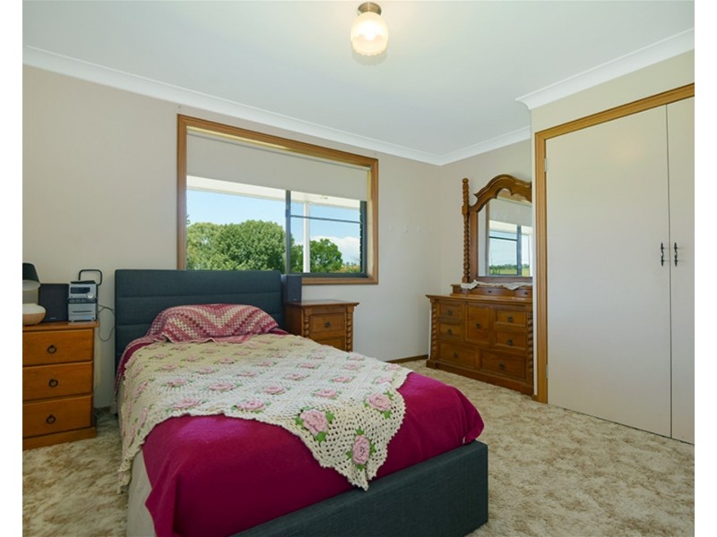 13963 New England Highway, Greenmount East QLD 4359