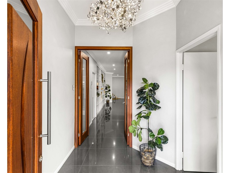 15 Cawdor Road, Highfields QLD 4352