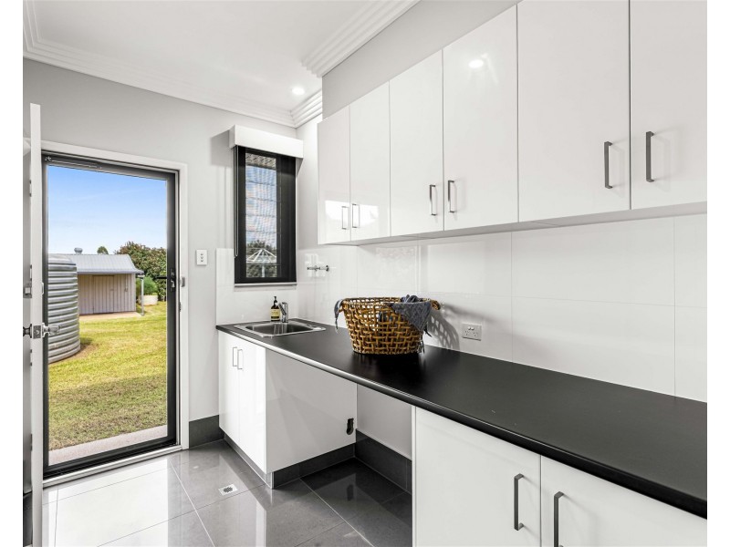 15 Cawdor Road, Highfields QLD 4352