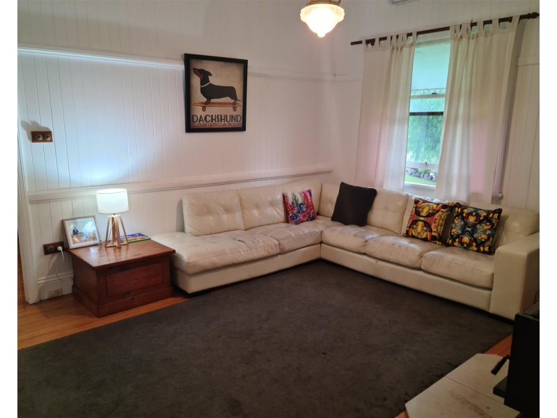 49 Quarry Road, Cambooya QLD 4358