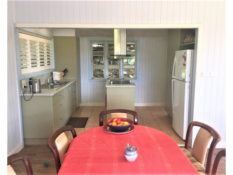87 Post Office Road, Ravensbourne QLD 4352