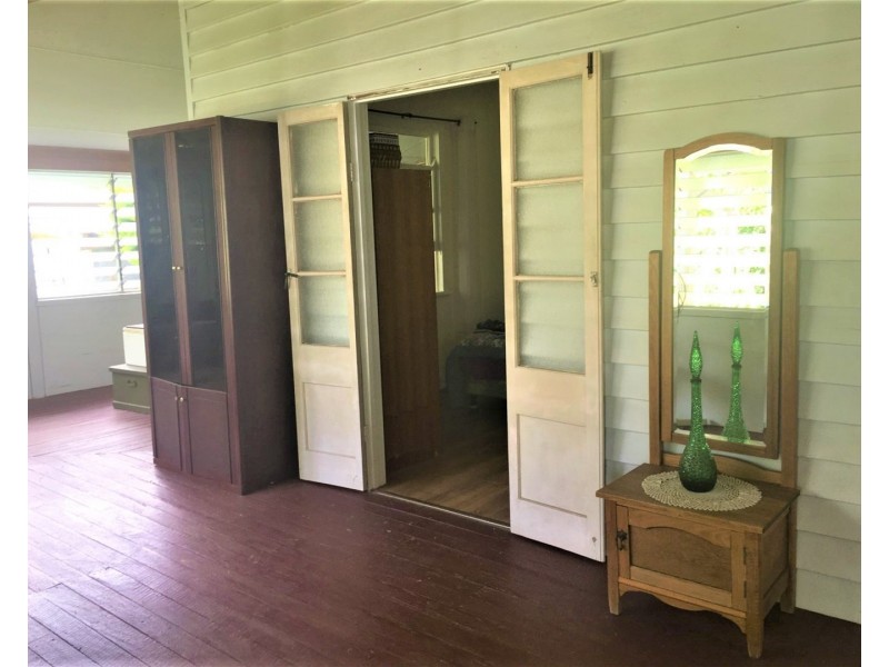 87 Post Office Road, Ravensbourne QLD 4352