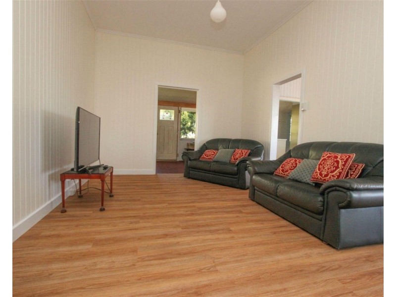 87 Post Office Road, Ravensbourne QLD 4352