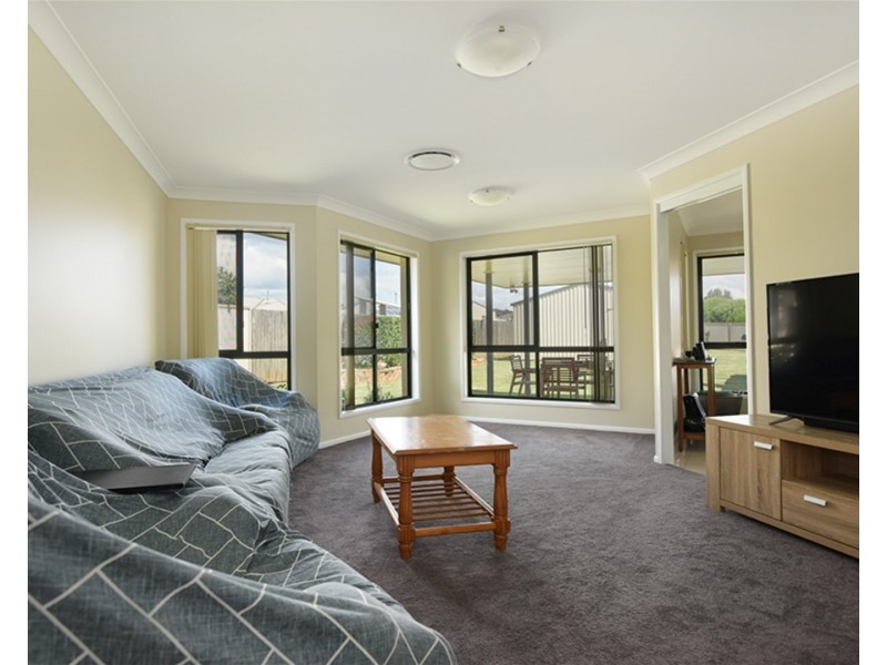 43 Polzin Road, Highfields QLD 4352