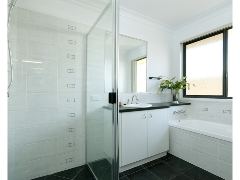 43 Polzin Road, Highfields QLD 4352