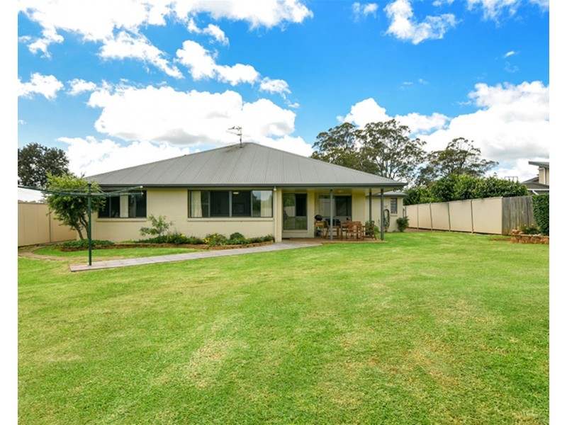 43 Polzin Road, Highfields QLD 4352