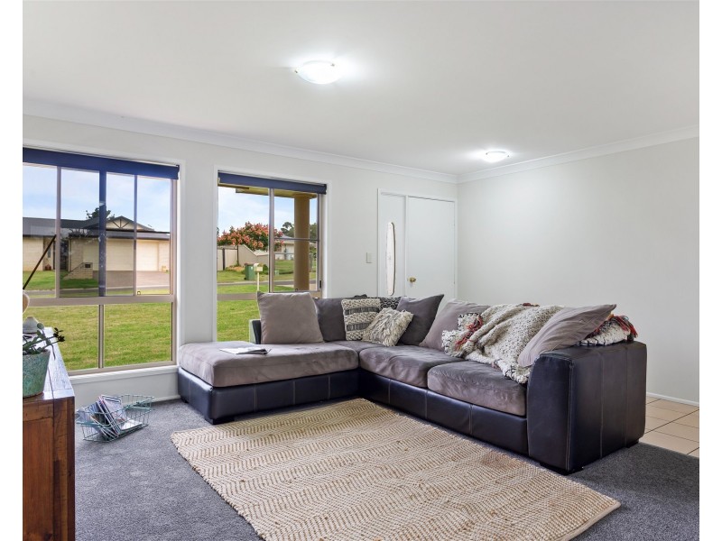 33 Highland Park Road, Meringandan West QLD 4352