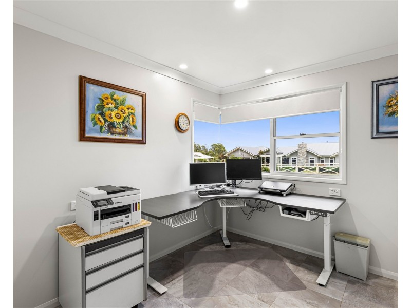 1 Daybreak Close, Cabarlah QLD 4352