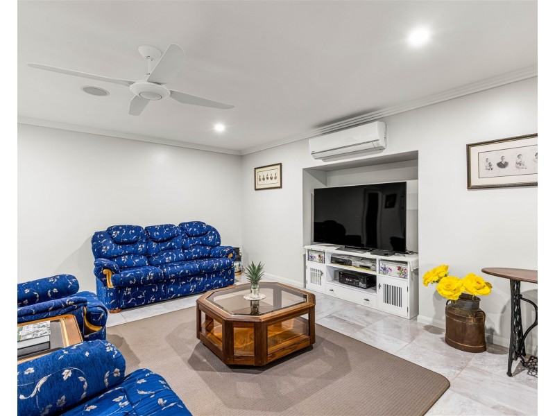 1 Daybreak Close, Cabarlah QLD 4352