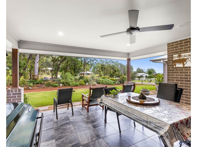 1 Daybreak Close, Cabarlah QLD 4352
