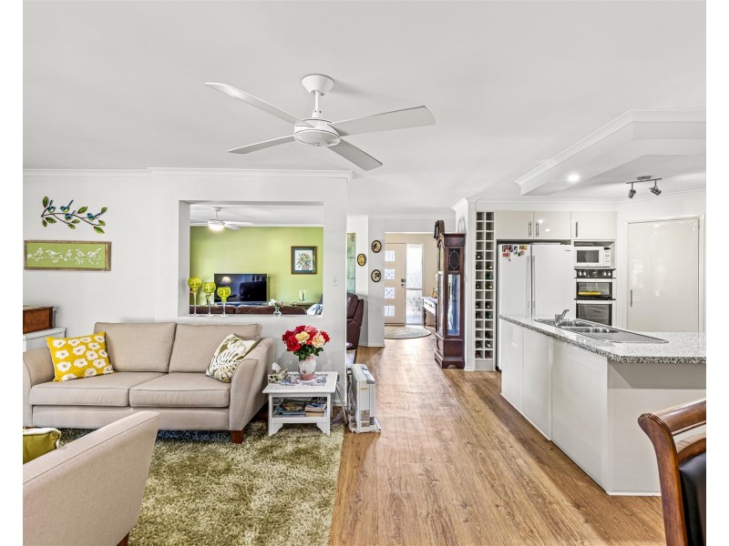 10 McLachlan Drive, Highfields QLD 4352