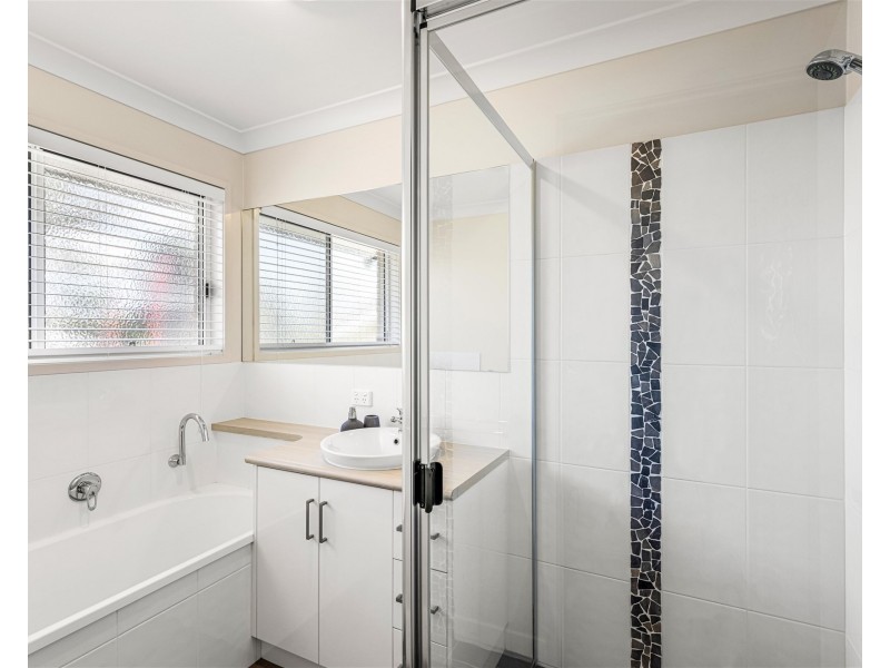 2 Hayle Court, Kleinton QLD 4352