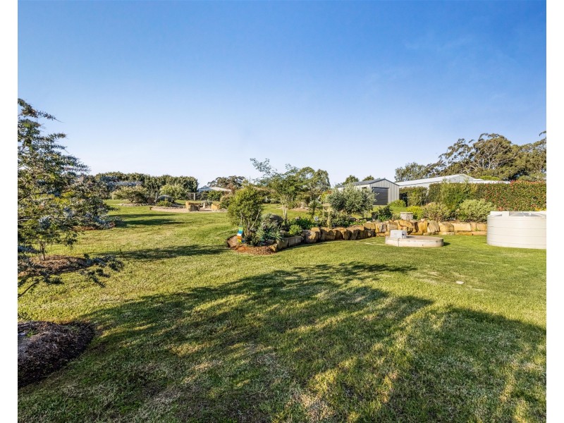 33 Lilly Avenue, Cawdor QLD 4352