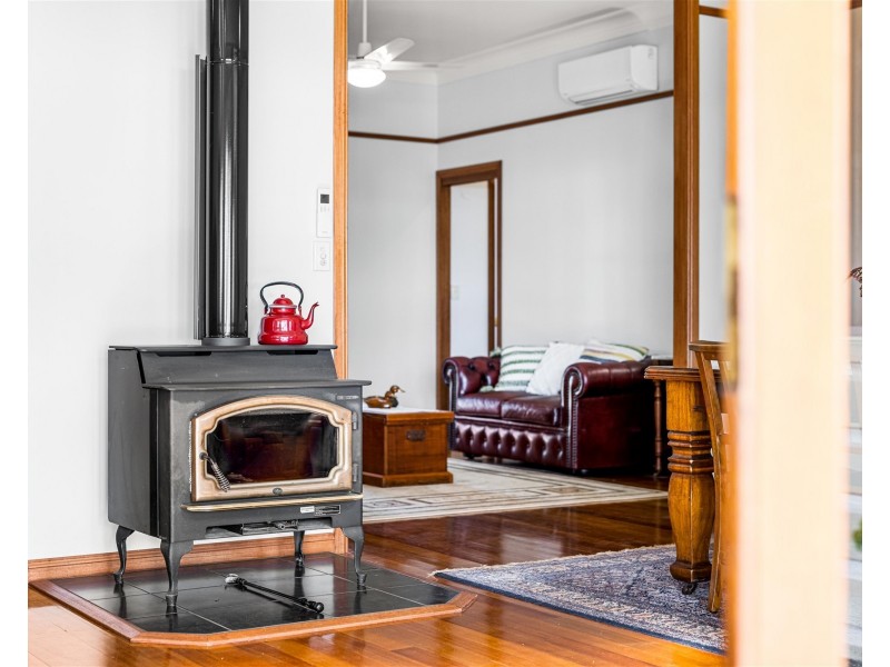 5 Whispering Pines Drive, Highfields QLD 4352