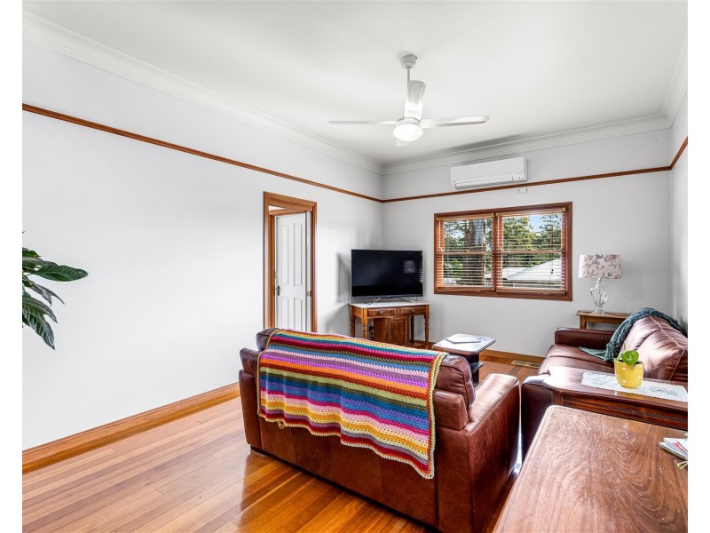5 Whispering Pines Drive, Highfields QLD 4352