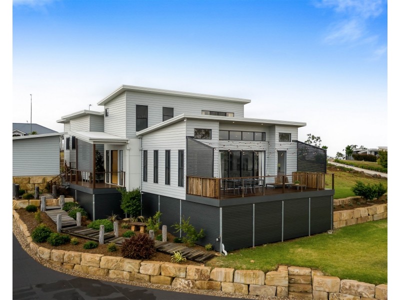 6 Archer Crescent, Preston QLD 4352