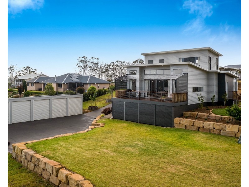6 Archer Crescent, Preston QLD 4352