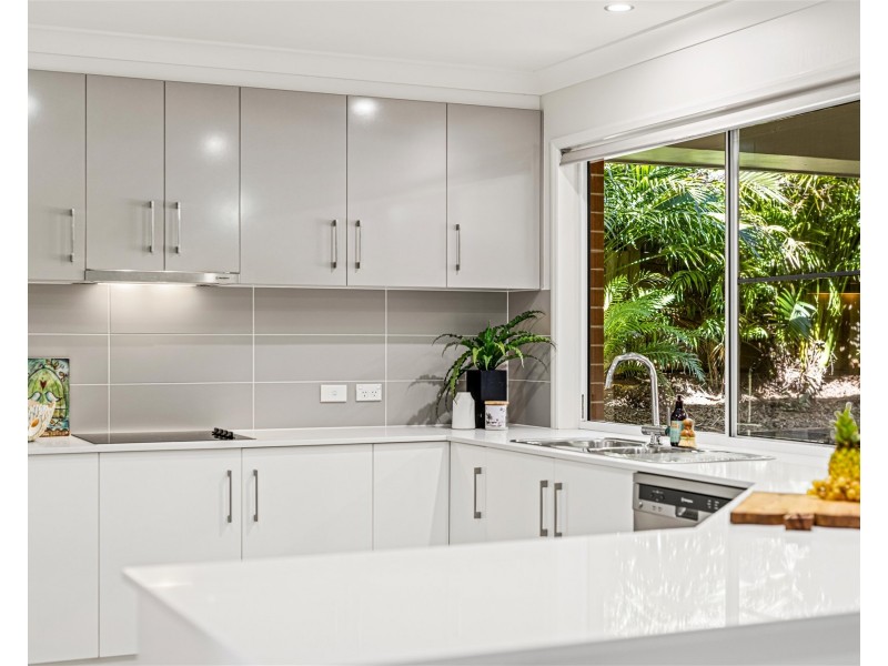 9 Trevean Drive, Kleinton QLD 4352