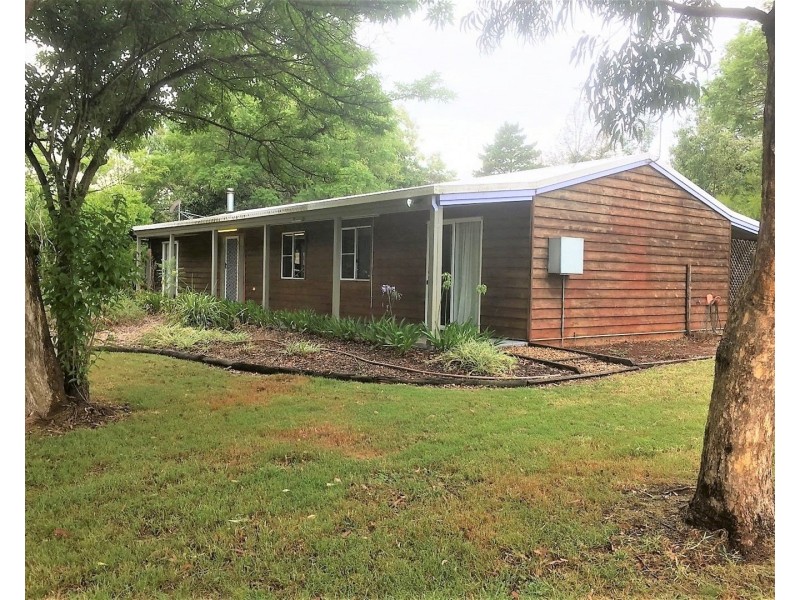11 Gladswood Drive, Highfields QLD 4352