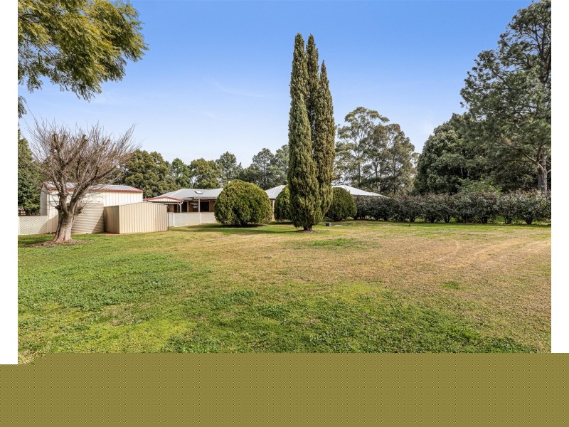 42 Highfields Road, Highfields QLD 4352