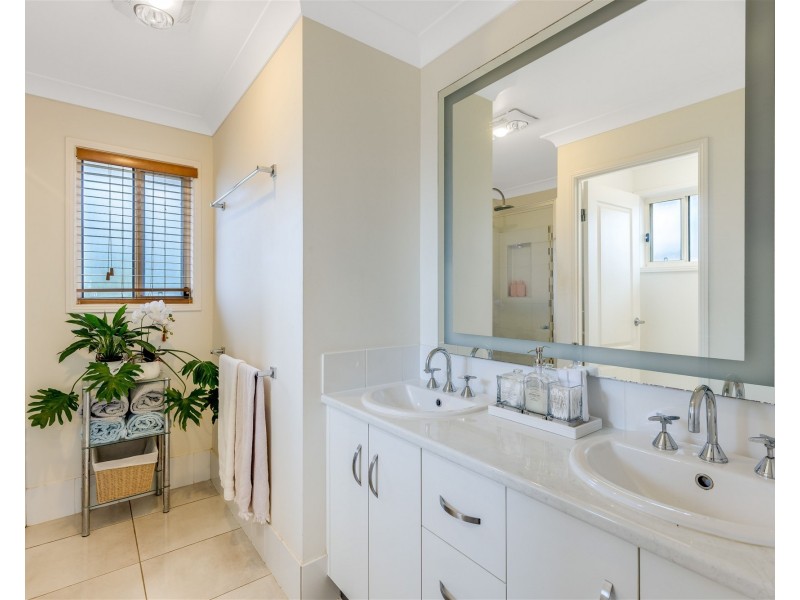 14 Heron Court, Kleinton QLD 4352