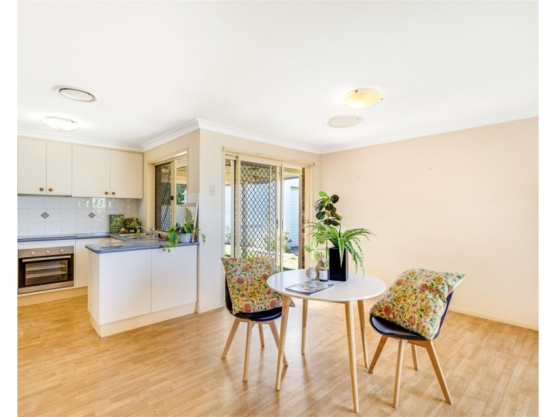 25 Biscay  Crescent, Glenvale QLD 4350