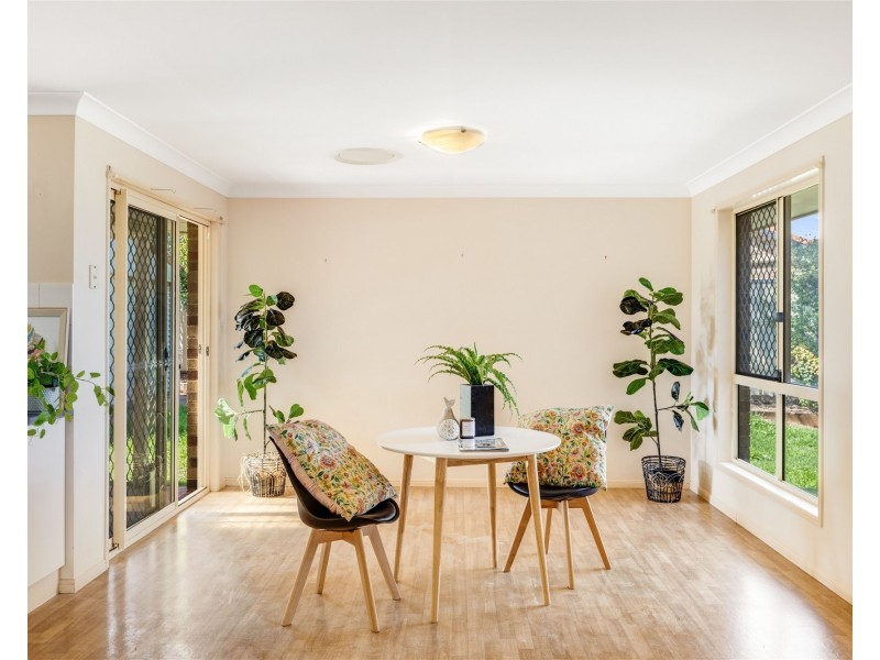 25 Biscay  Crescent, Glenvale QLD 4350