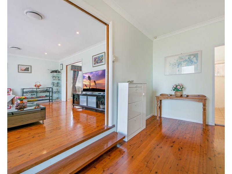 23 Rondela Rondelay Drive, Castle Hill NSW 2154