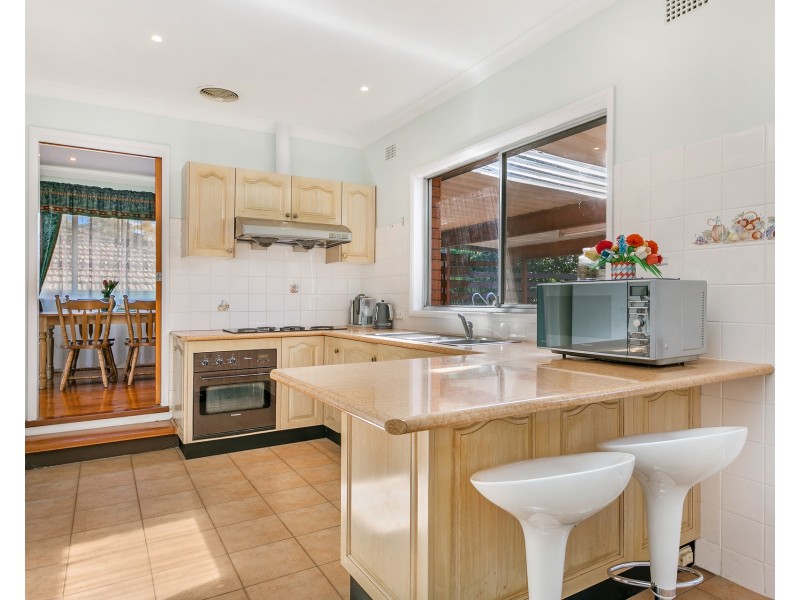 23 Rondela Rondelay Drive, Castle Hill NSW 2154