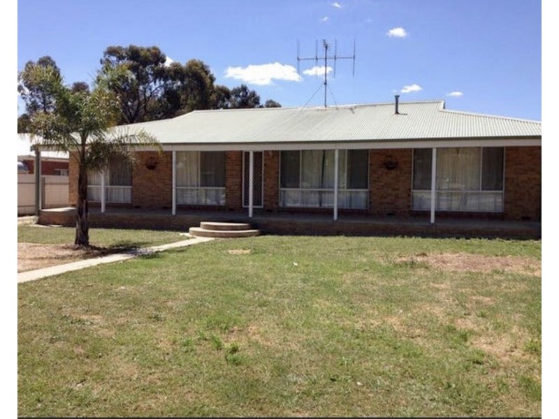 23 Ham Street, Kangaroo Flat VIC 3555