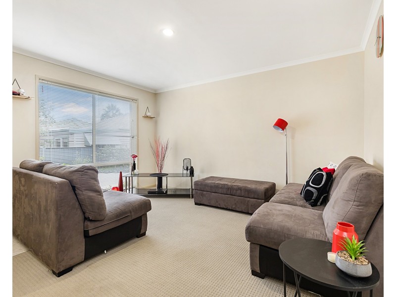 2/27 Little Breen Street, Quarry Hill VIC 3550