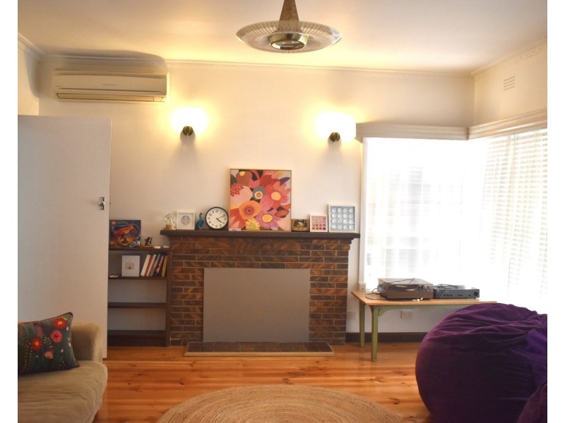 152 Eaglehawk Road, Long Gully VIC 3550