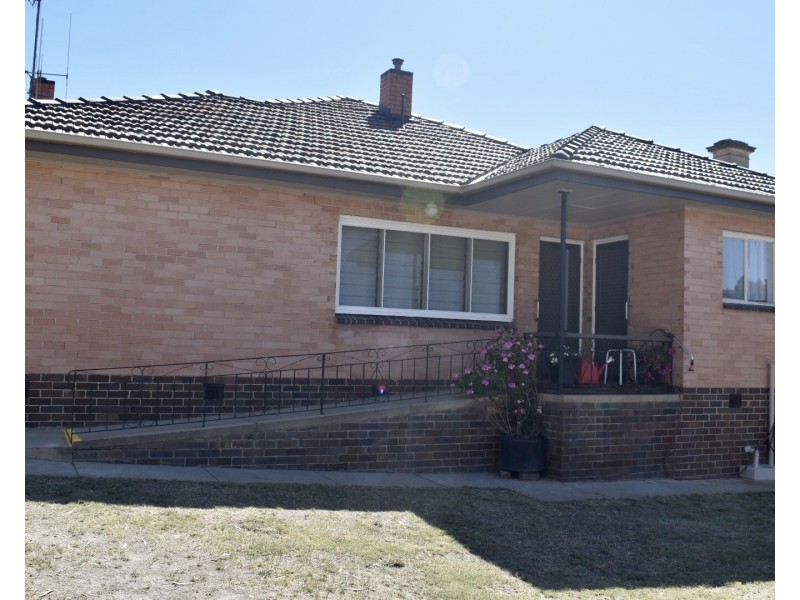 152 Eaglehawk Road, Long Gully VIC 3550