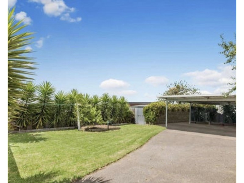 41 Maple Street, Golden Square VIC 3555
