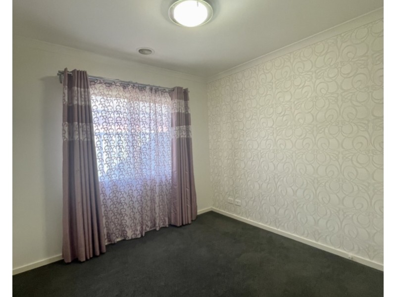 3 Cloverfields Crescent, Epsom VIC 3551