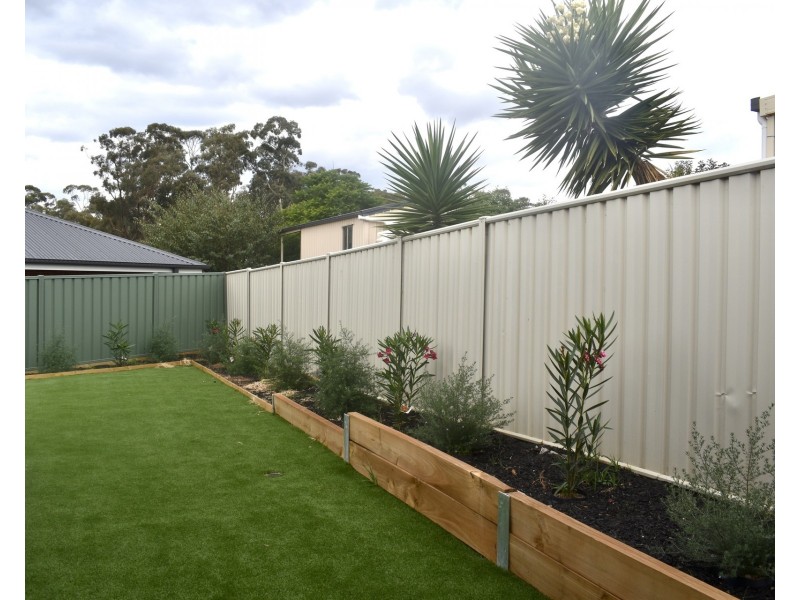4 Cortland Close, Kangaroo Flat VIC 3555