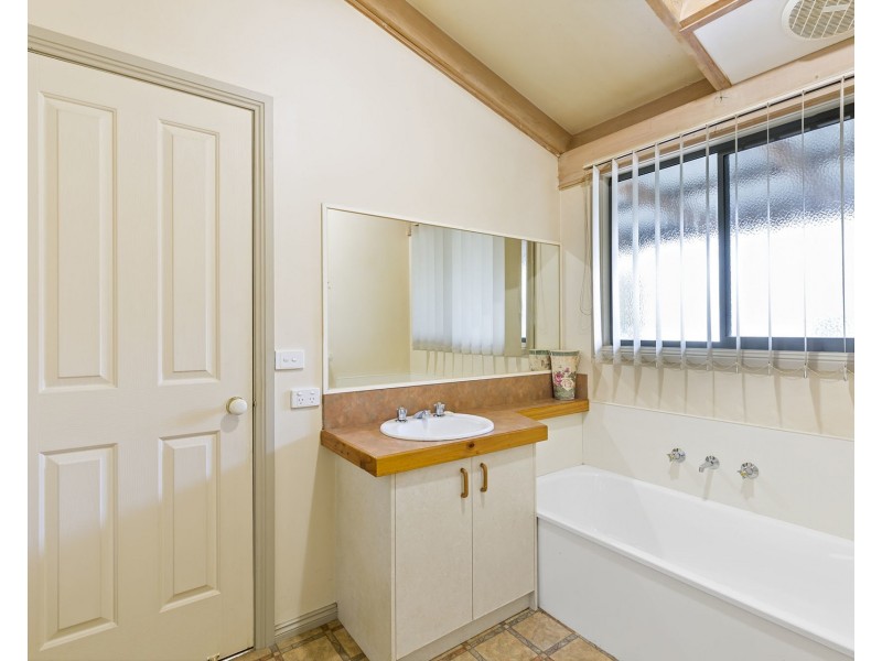 52 Kelly Street, Pyramid Hill VIC 3575