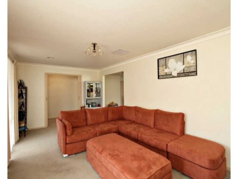 2 David Court, Kennington VIC 3550