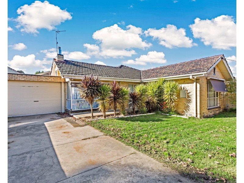 146 Lily Street, Bendigo VIC 3550