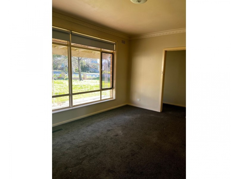 4 Lazarus Street, West Bendigo VIC 3550